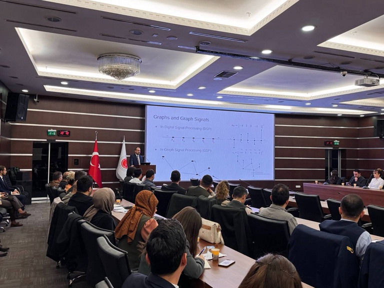 Dr. Aykut KOÇ